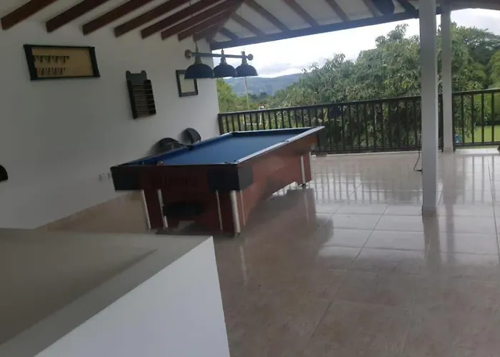 Lago Calima Hostel