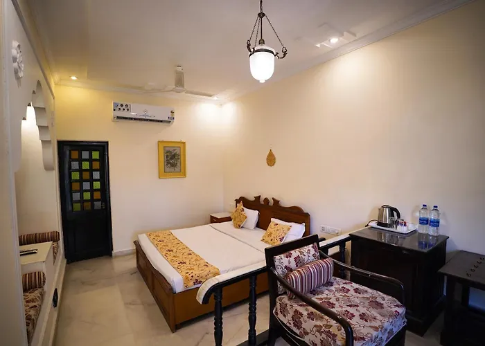 Hotel Heritage Inn A Luxury Retreat In City Center