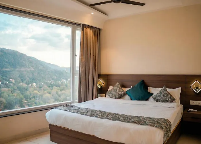 Serenity Hotel Near Laxman Jhula Tapvon Risikesh