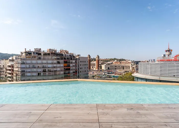 Family Hotel: B Hotel