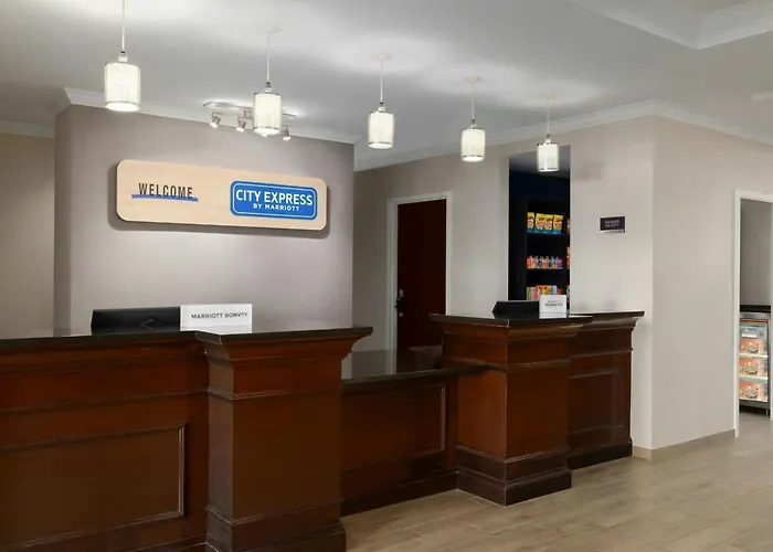 Family Friendly Hotels City Express By Marriott Washington, Dc Northeast