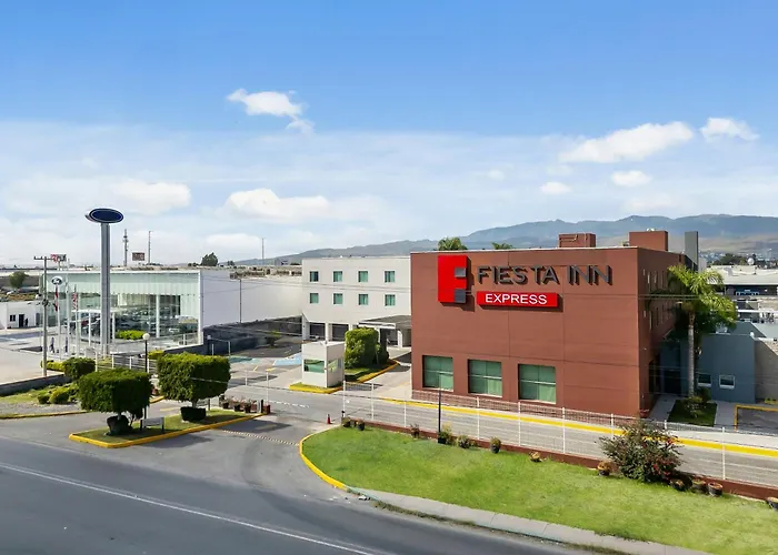 Family Hotel: Fiesta Inn Express San Luis Potosi Oriente
