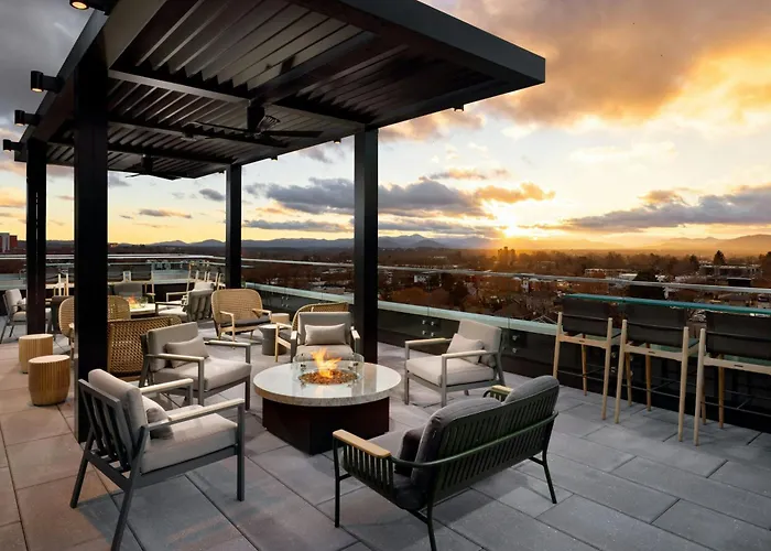 Kid friendly hotel Aloft Asheville Downtown