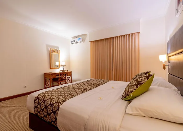 Plagoo Holiday Hotel