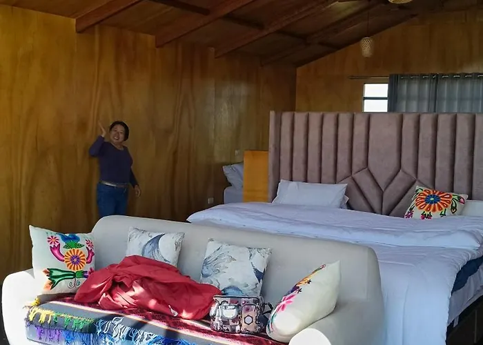Pet Friendly hotel: Uros Lake Titicaca Lodge