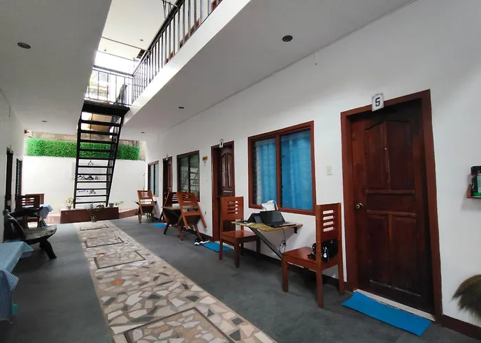 Vega Hometel El Nido Near
