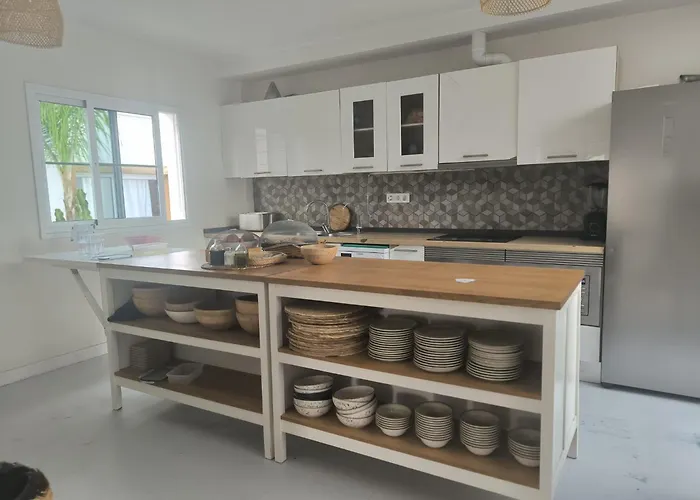 Arena Wave Hostel