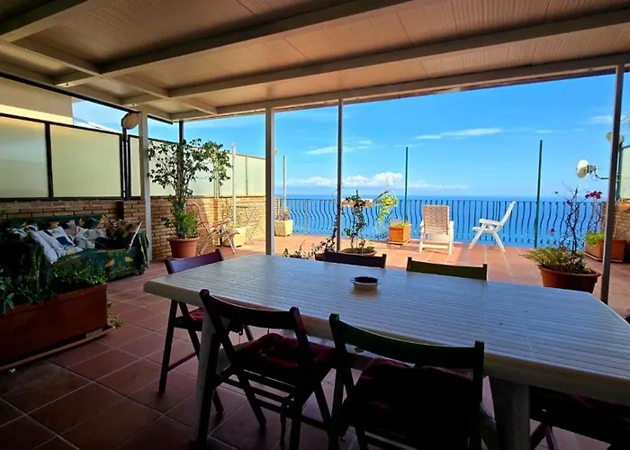 Mare Luna Casa