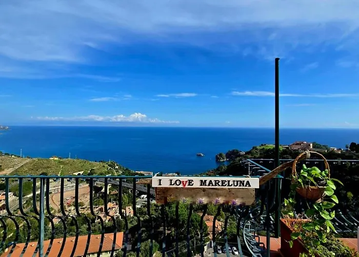 Mare Luna Casa