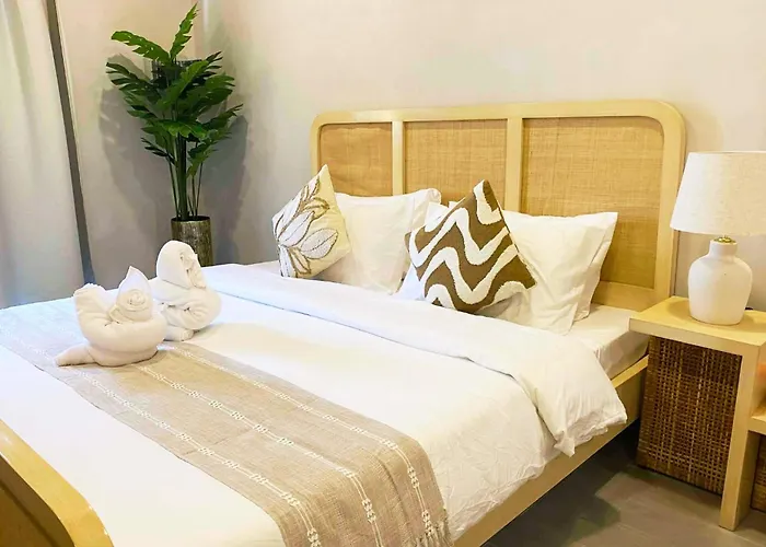 Hotel: The Beach Calatagan Mediterraneo Powered By Cocotel