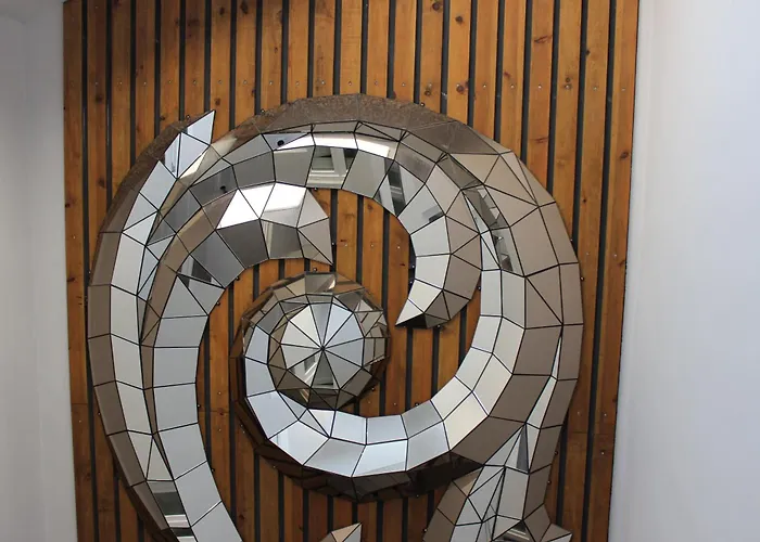 Inspira Santos Boutique