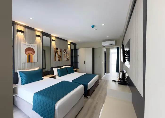 Hotel 5 Estrellas Sky Luxe Konyaalti