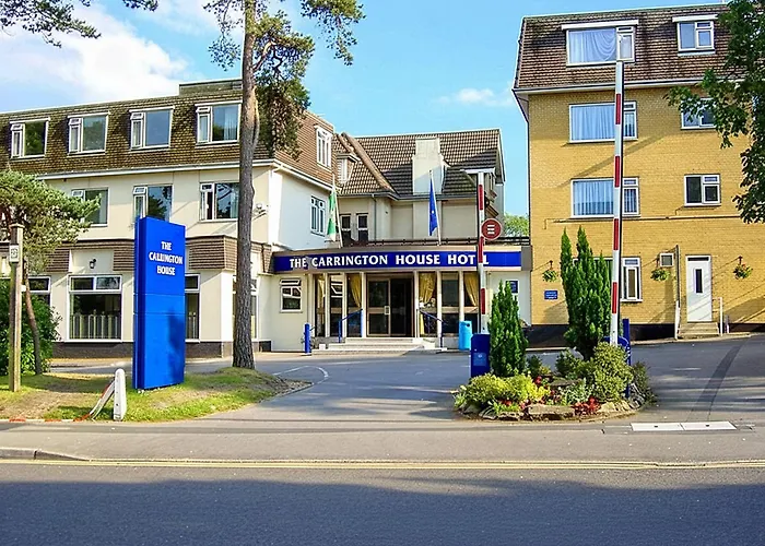 Cheap hotel: Carrington House Hotel