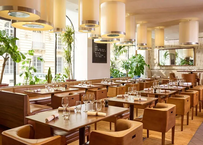 Boutique hotel only: Sofitel Paris Arc De Triomphe