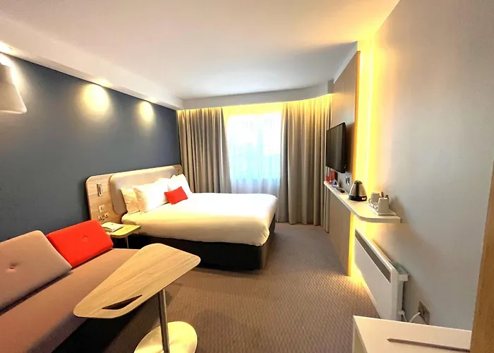 Familienhotel: Holiday Inn Express Canterbury By Ihg