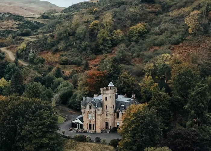 Romantic hotel: Broomhall Castle Hotel