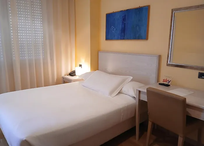 Hotel Chiaraluna