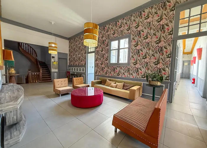 Happy House Hostel