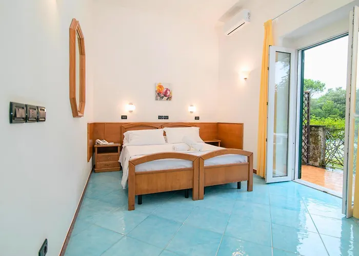 Central hotel: Hotel Pineta