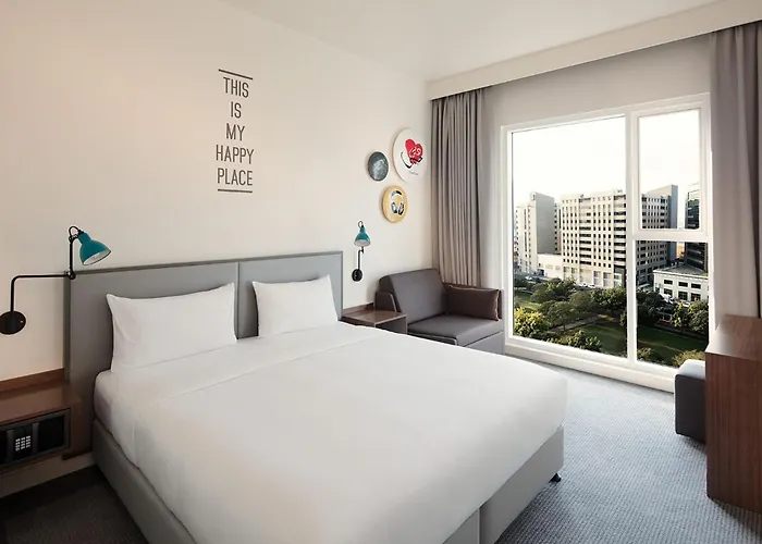 Hotel familiar: Rove Bur Dubai - Healthcare City