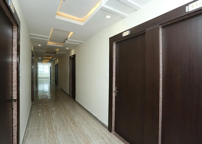 Cheap hotel: Hotel O Csfc