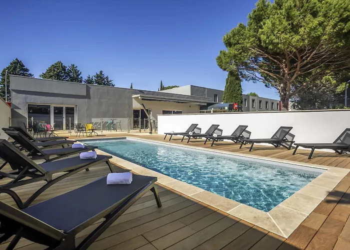 ibis Carcassonne Est la Cité