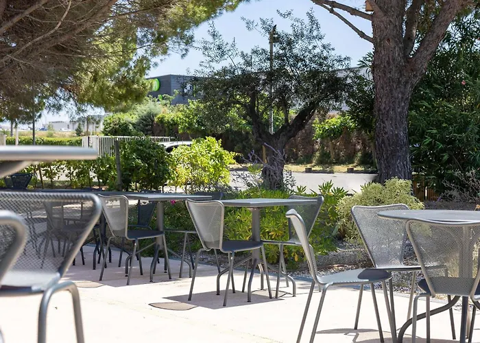 ibis Carcassonne Est la Cité