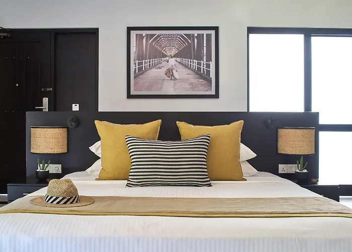 Hotel with Tennis: Sun Siyam Pasikudah