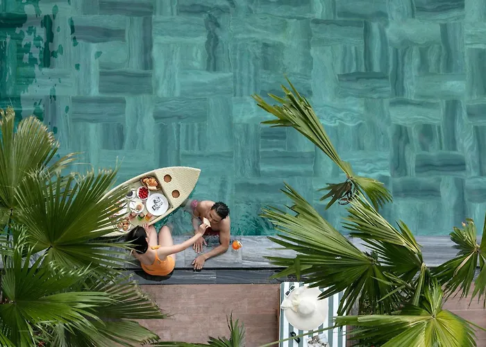 Hotel with pool: Shining Riverside Hoi An Boutique & Spa