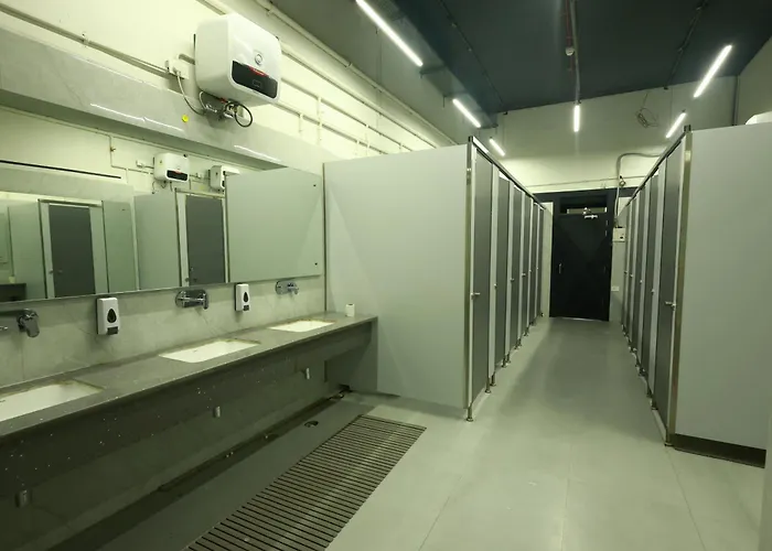 The Hostels Metro Pod At New Delhi Metro & Railway Station