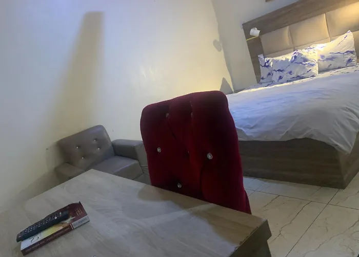 Gentle Tower Hotel And Suites Adekunle