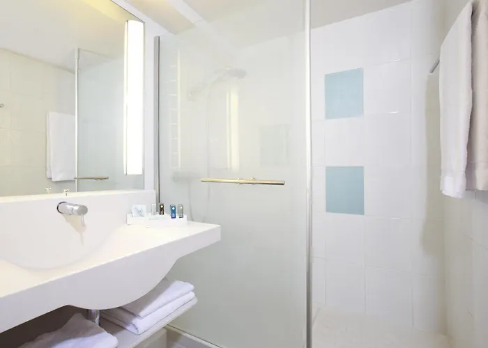 Pet Friendly hotel: Novotel Wolverhampton City Centre