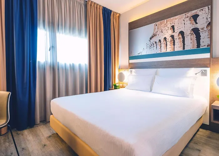 Hotel with pool: Mercure Roma Centro Colosseo