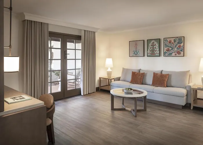 Scottsdale & Spa, Curio Collection By Hilton
