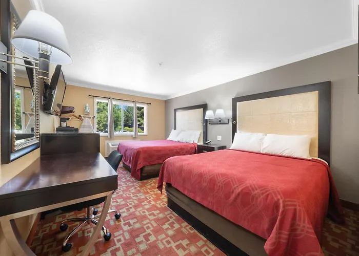 Econo Lodge Inn & Suites Fallbrook Downtown