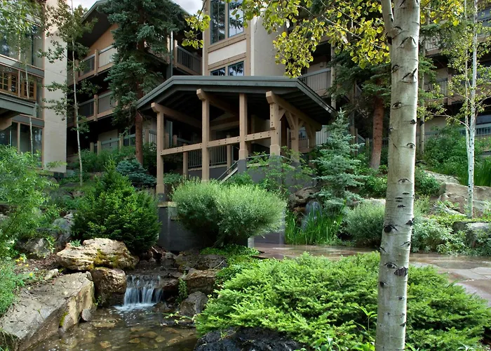 Ski hotel: Top Of The Village