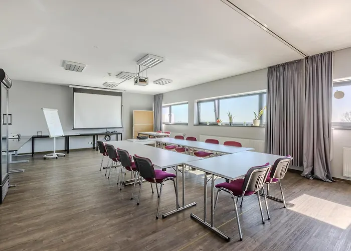 Resort: Meininger Hotel Berlin Airport