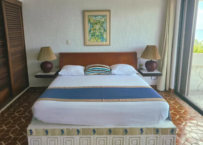 Beach Hotels Condumel