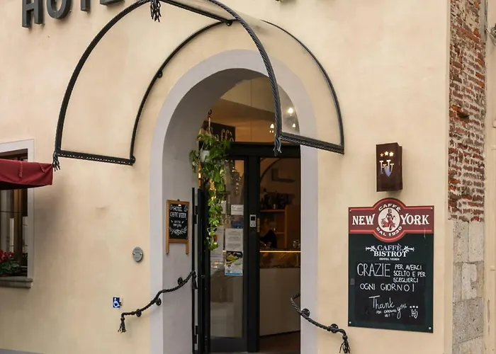 Beach Hotels Verdi Pisa