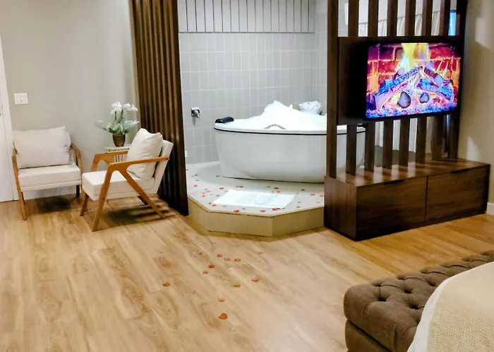 Family Hotel: Pousada Italia Moderna