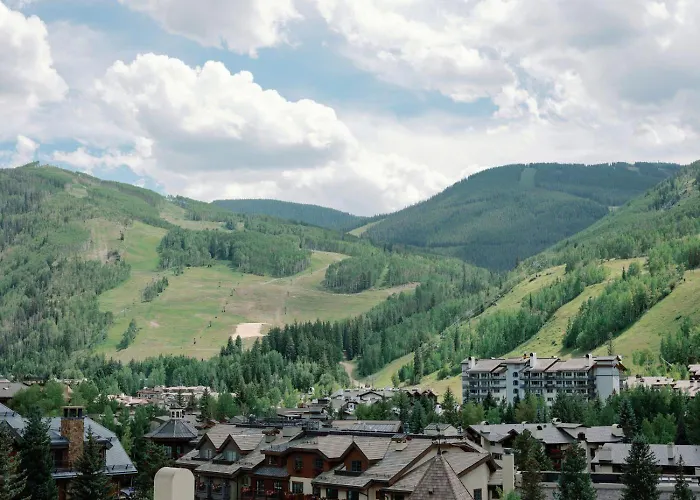 Family Hotel: The Sebastian - Vail
