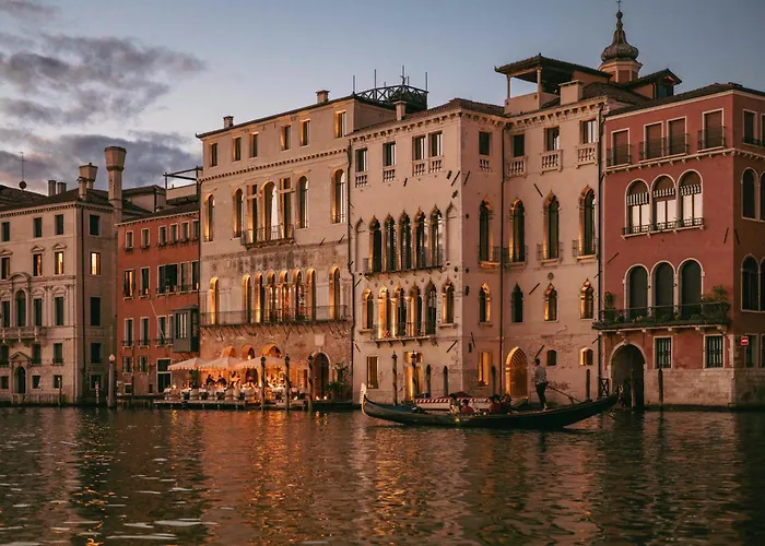 5 star hotel: The Venice Venice Hotel