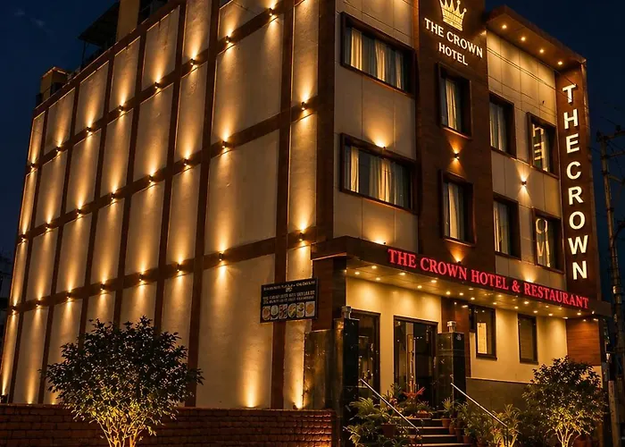 Waterpark hotels Crown Agra Near Taj Mahal