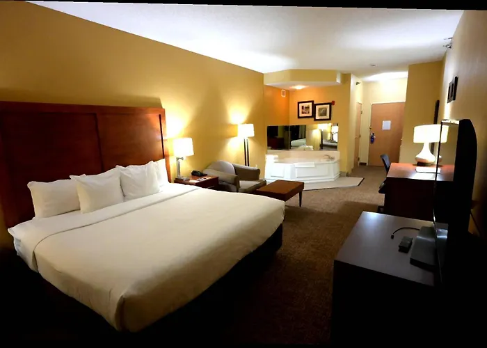 Comfort Inn Owatonna Near Medical Center