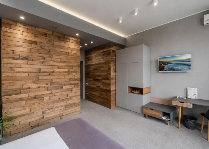 Poet Art Hotel