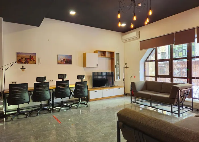 Hotel near College: Sulu Hostel