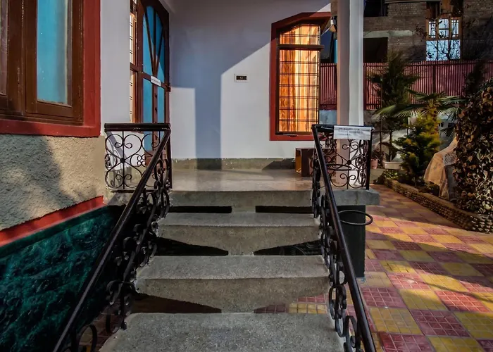 Collection O Brein Nishat Formerly Continental Guest House