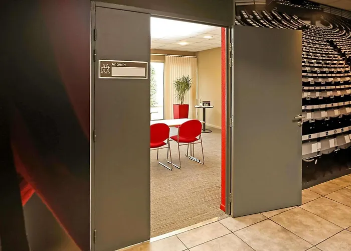 Hotel Ping Pong: Ibis Nimes Ouest - A9