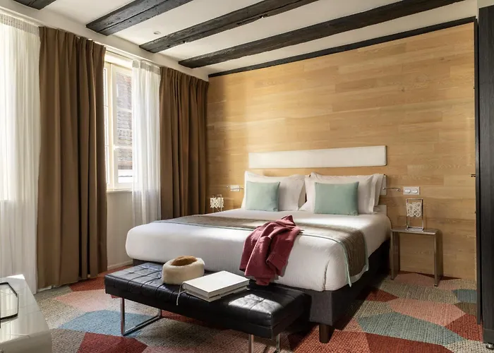 Le Colombier Suites