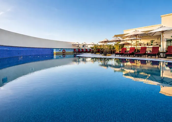 Сity center hotels Sunday Holiday International Dubai